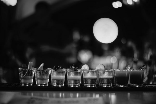 Γιορτές στην Αράχωβα: Πού θα βγούμε για ποτό;