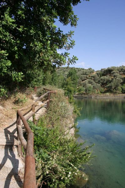 λίμνη ζάρος, βοτόμου