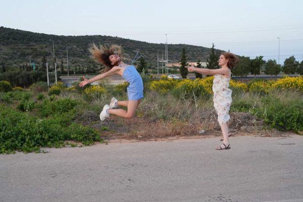 Σκιαδαρέσες, Νίκη, Όλγα