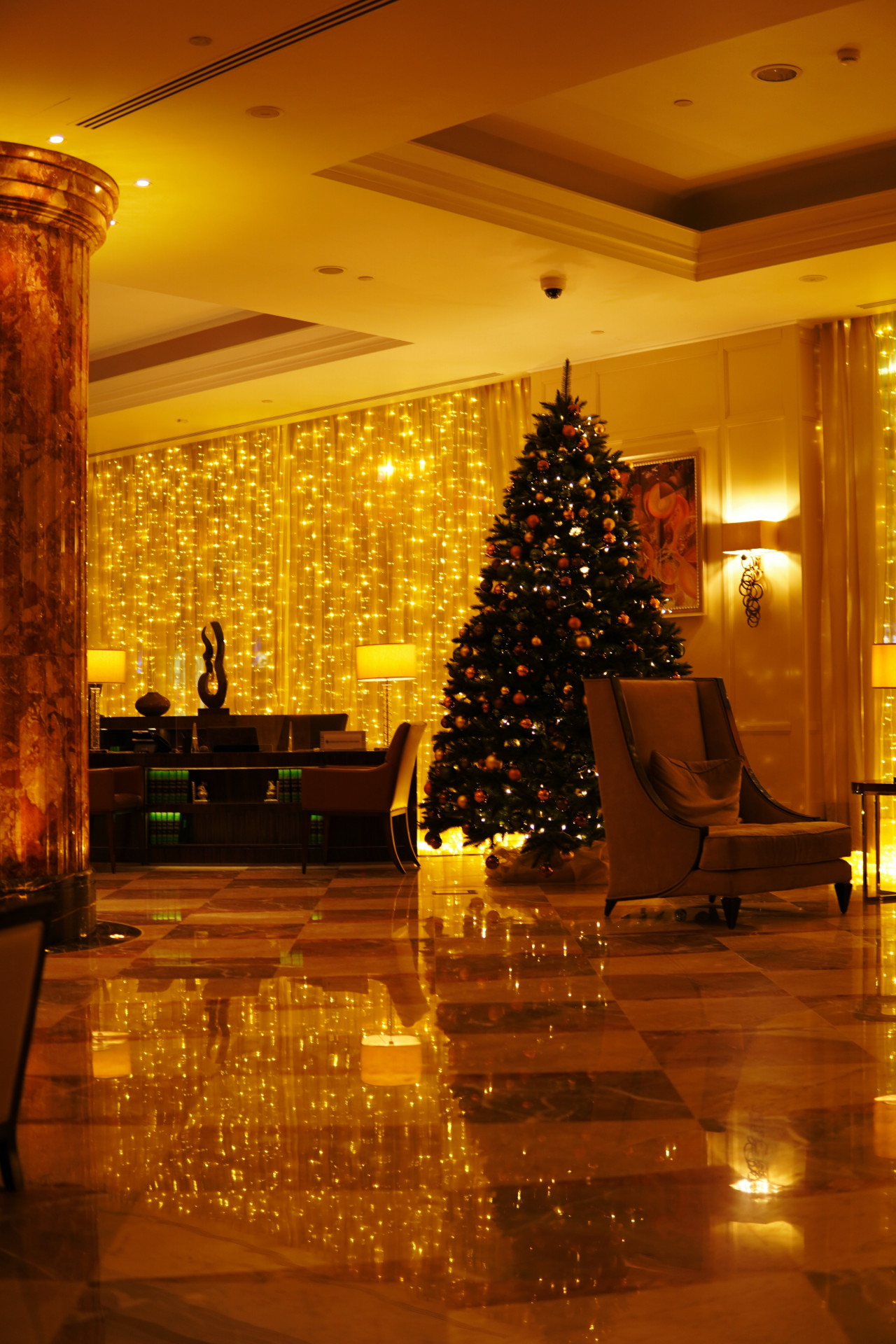 Ρεβεγιόν Χριστουγέννων στα πολυτελή ξενοδοχεία της Αθήνας
