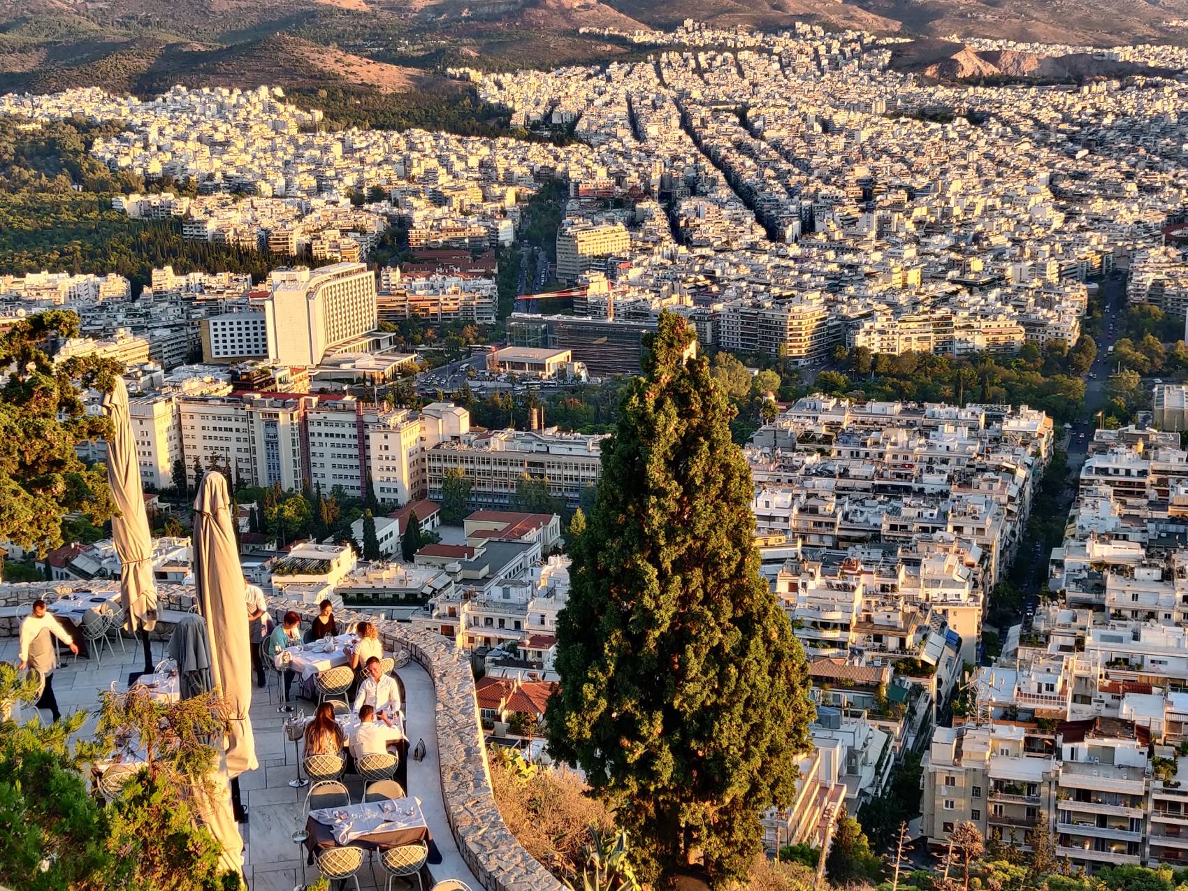 Back in Athens: Ένας οδηγός για σινεμά, φαγητό και καφέ στην Αθήνα