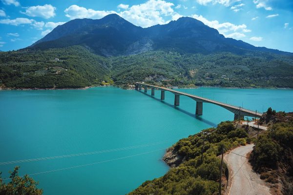 λίμνη κρεμαστών φθινοπωρινοί προορισμοί διακοπές