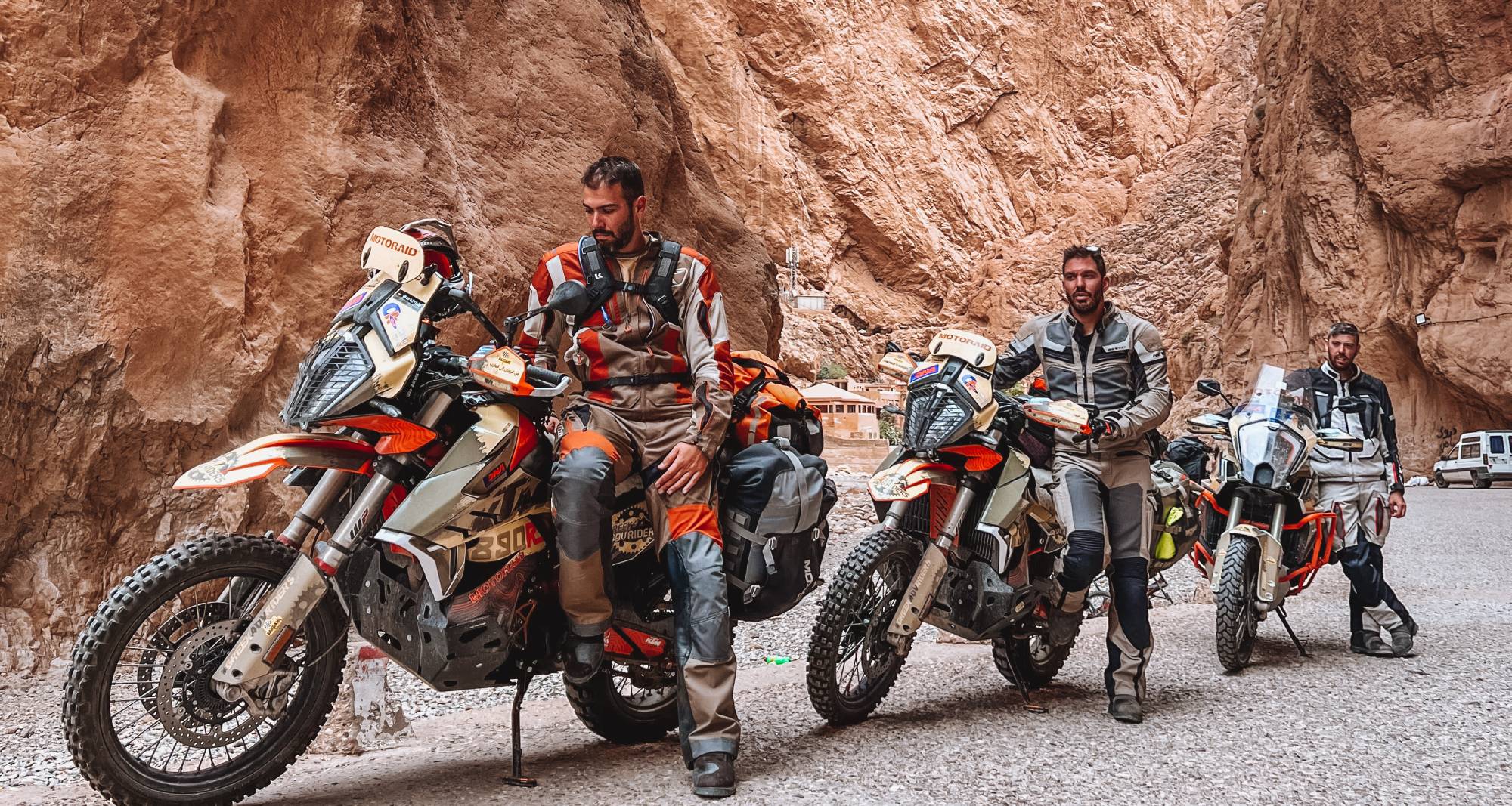 Ελλάδα – Μαρόκο με μηχανή; Οι Greek Adventure Riders το έκαναν