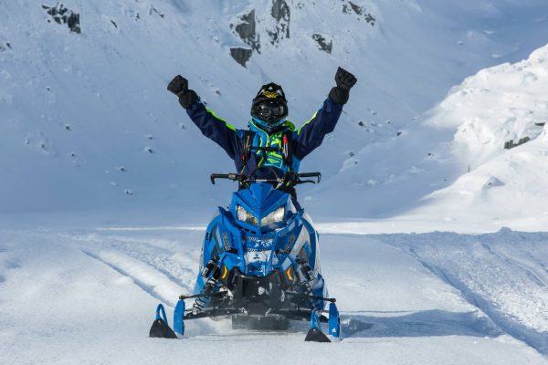 Πού μπορώ να κάνω Snowmobile