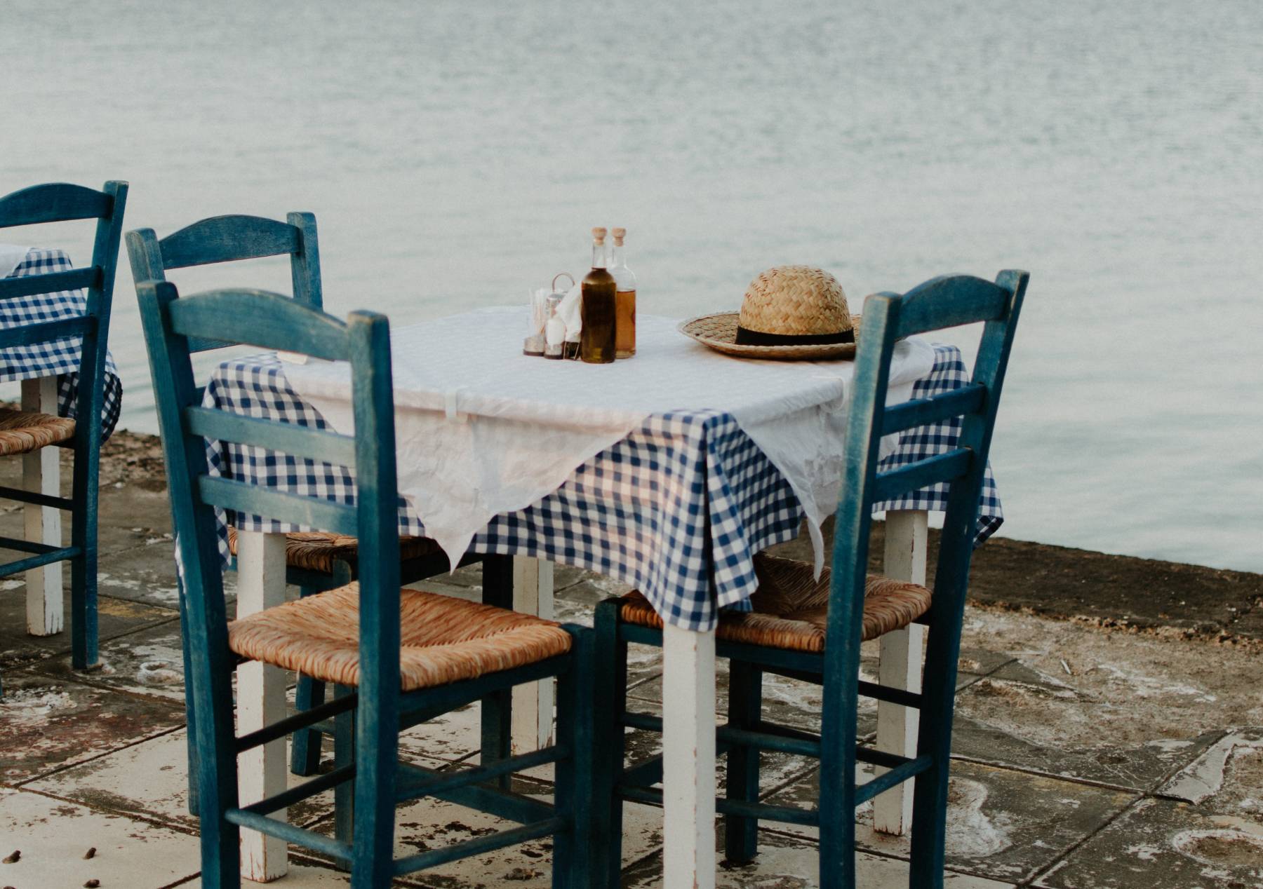 Ποια είναι τα καλύτερα spot για ψάρι και θαλασσινά στη Χαλκίδα;