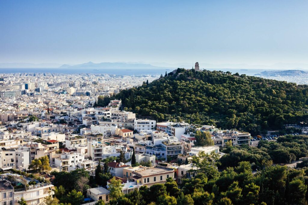 Αθηναϊκές διαδρομές Μαΐου: 5 ξεχωριστοί περίπατοι στην πόλη