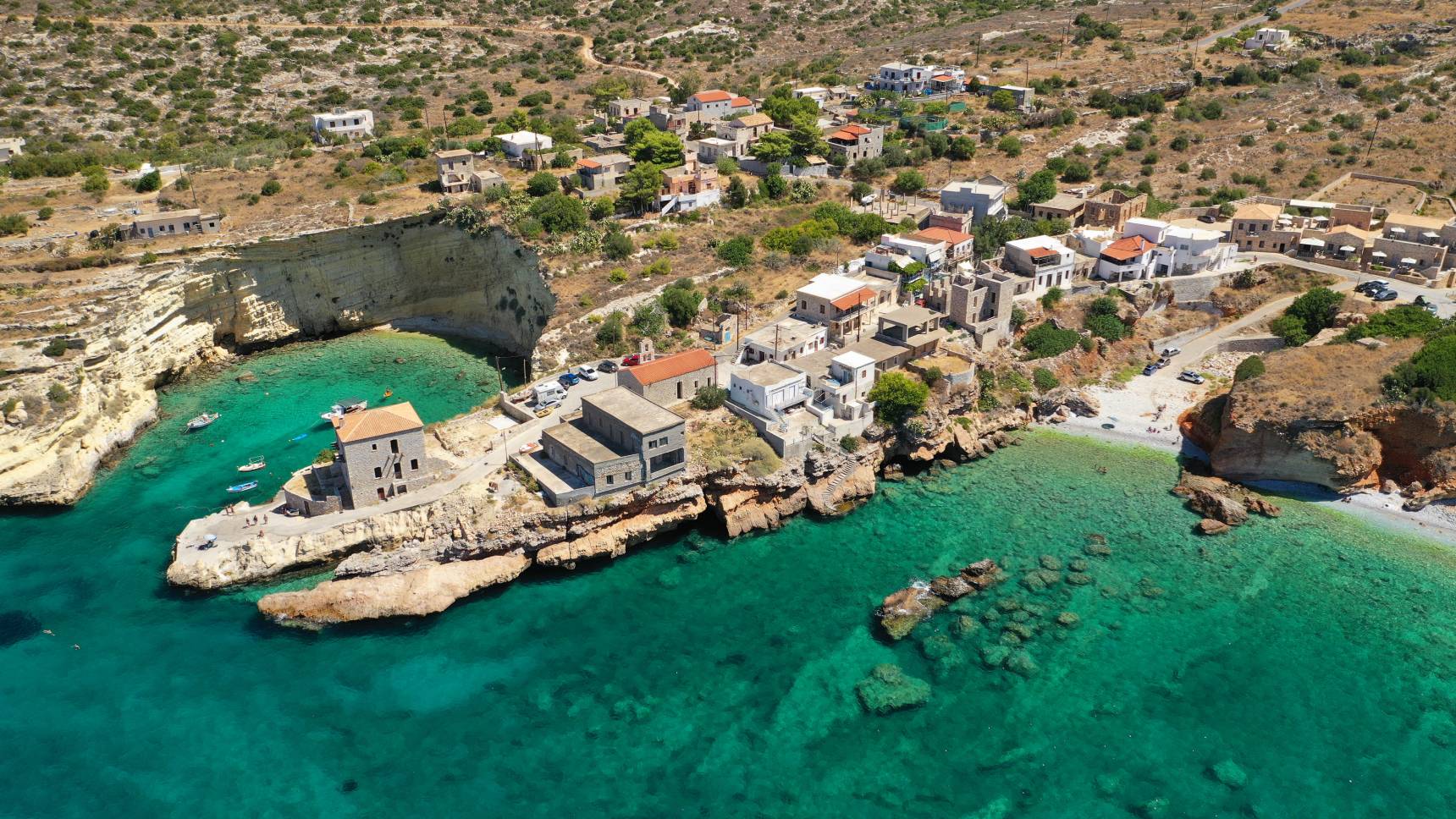 Μέζαπος: Η έκπληξη της Λακωνικής Μάνης