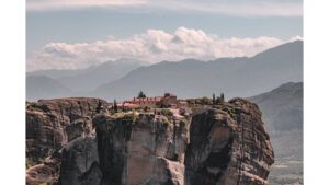 Ποια είναι τα ορόσημα του θρησκευτικού τουρισμού στην Ελλάδα;