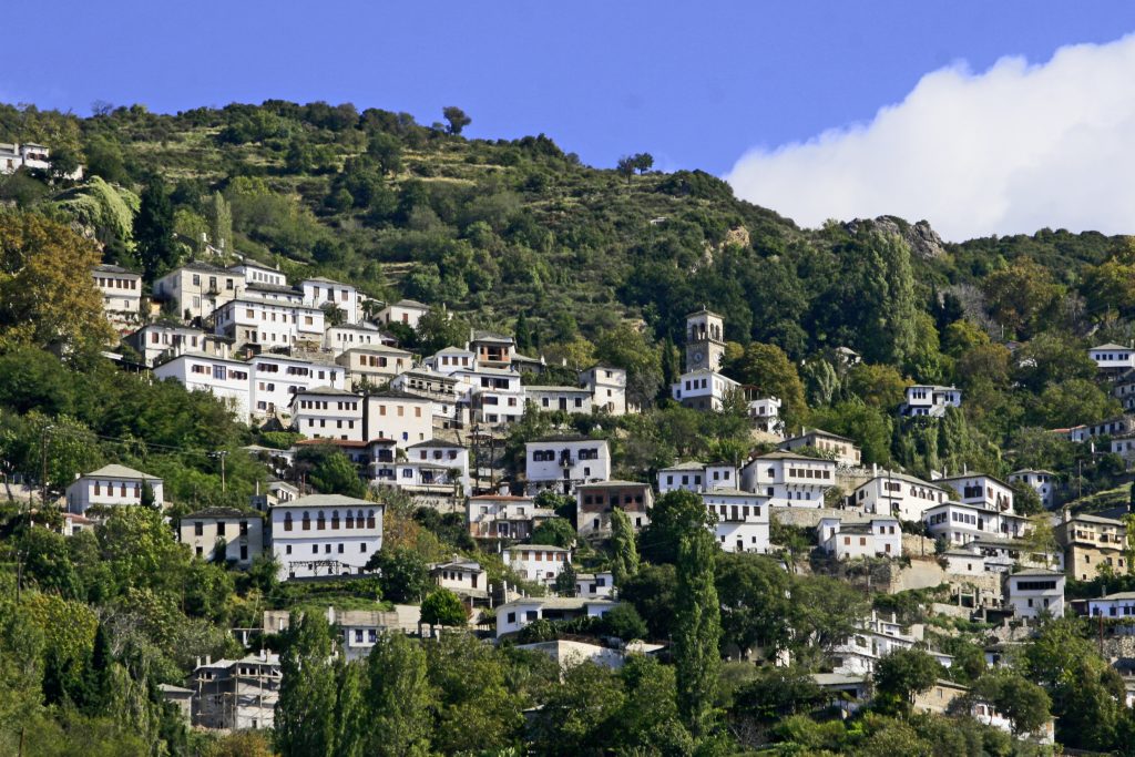 Ταβέρνες στη Μακρινίτσα