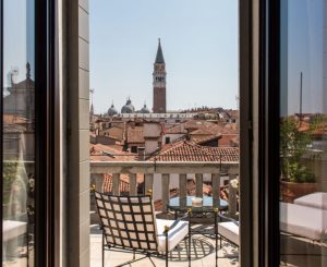 Nolinski Venezia: Υιοθετήστε το στυλ του κομψού ξενοδοχείου της Βενετίας