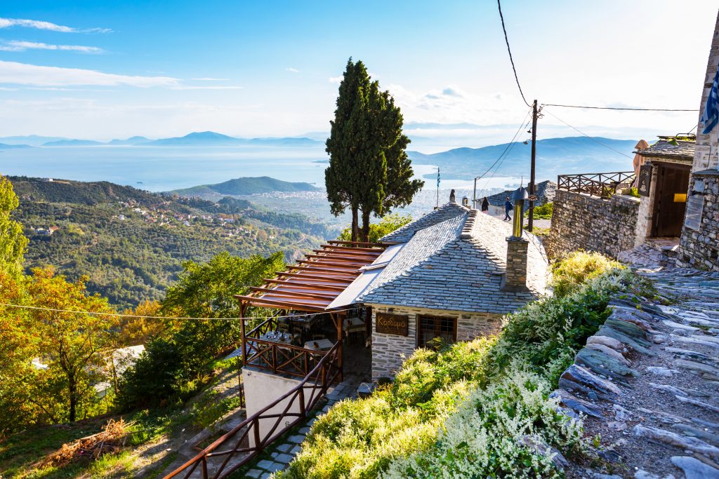 Makrinitsa,,Greece,-,October,11,,2016:,Street,And,Cafe,View