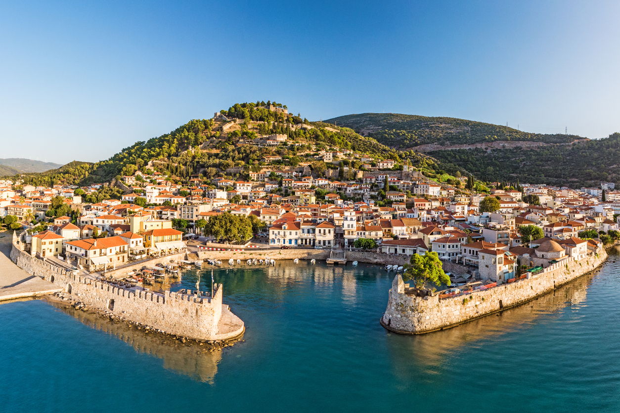 Το λιμάνι της Ναυπάκτου ©iStock