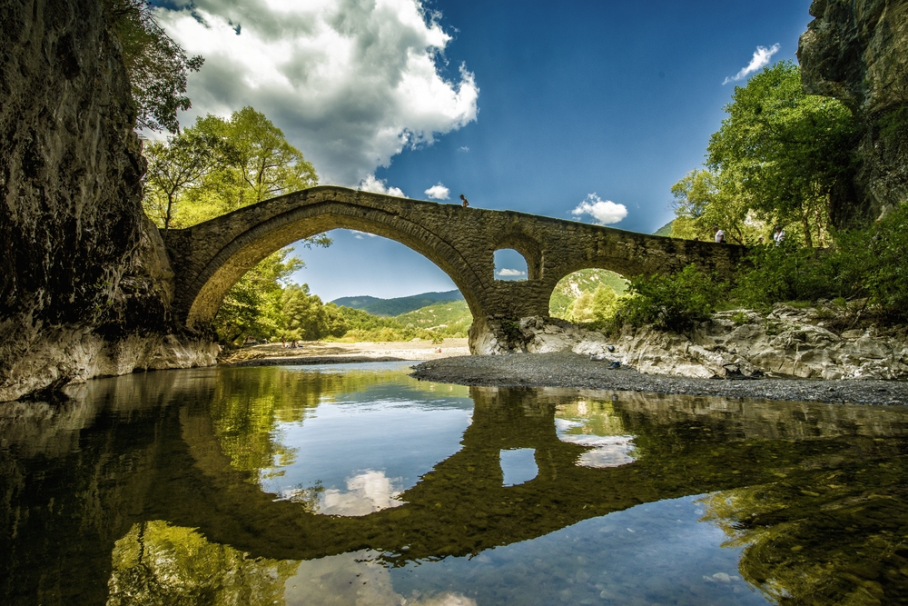 Το γεφύρι της Πορτίτσας ©shutterstock